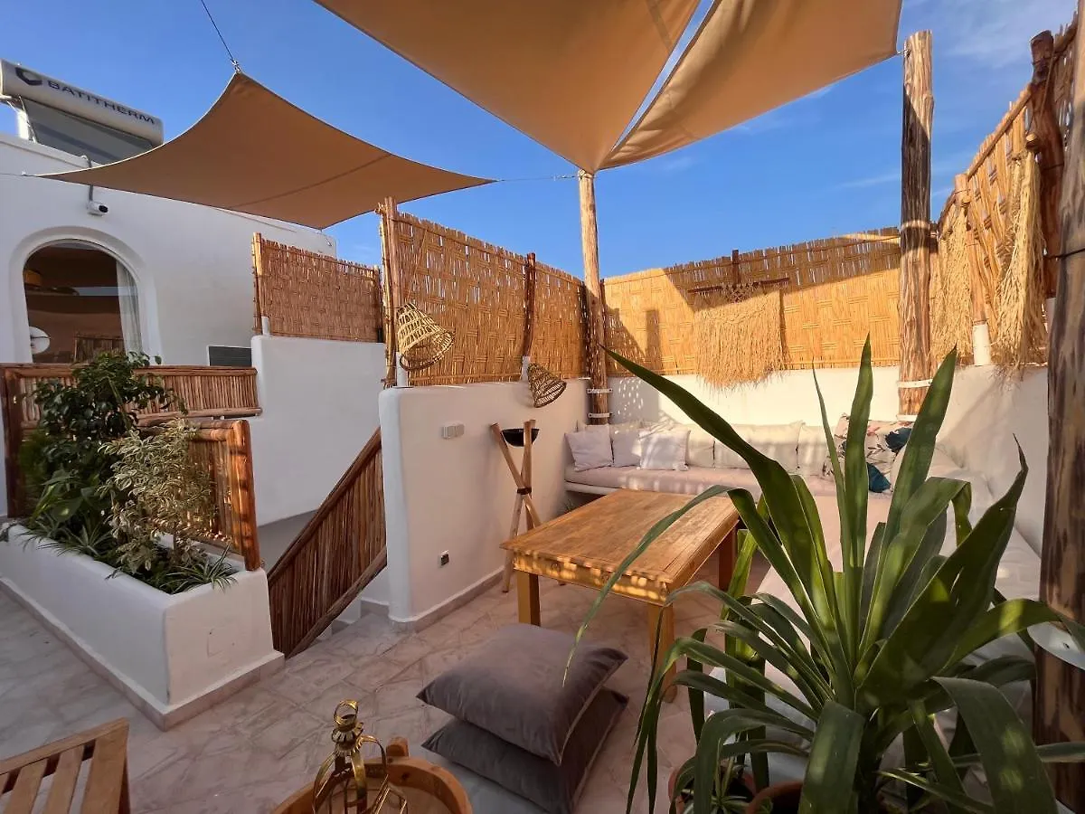 Riad La Berbere Location En Exclusivite A Marrakech Marakéš 0*,  Maroko
